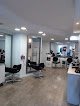 Negocio Peluquería Reyes Carrera